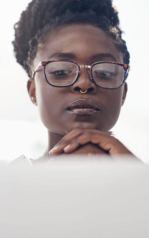 Thinking,,Planning,And,Business,Woman,On,Computer,For,Solution,,Research